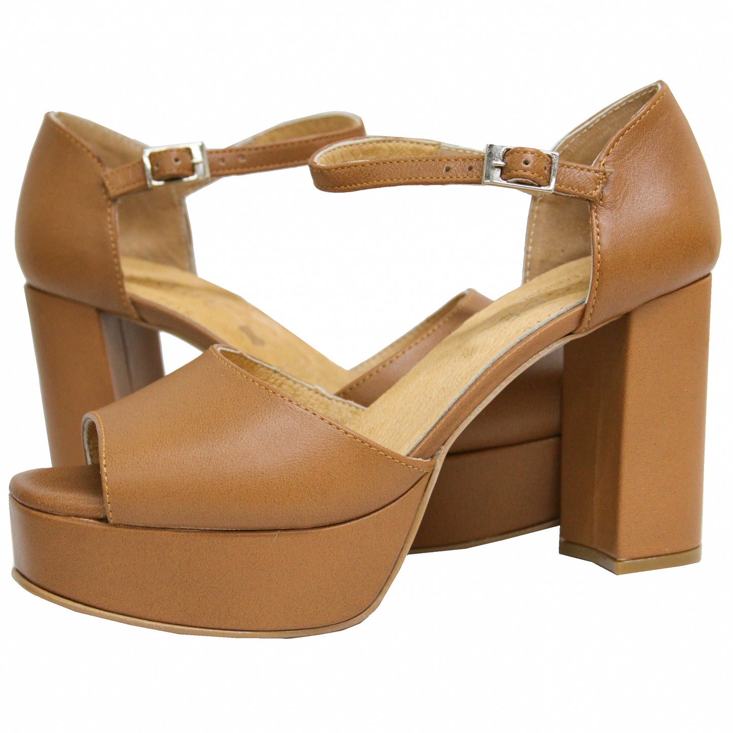KIRA CAMEL