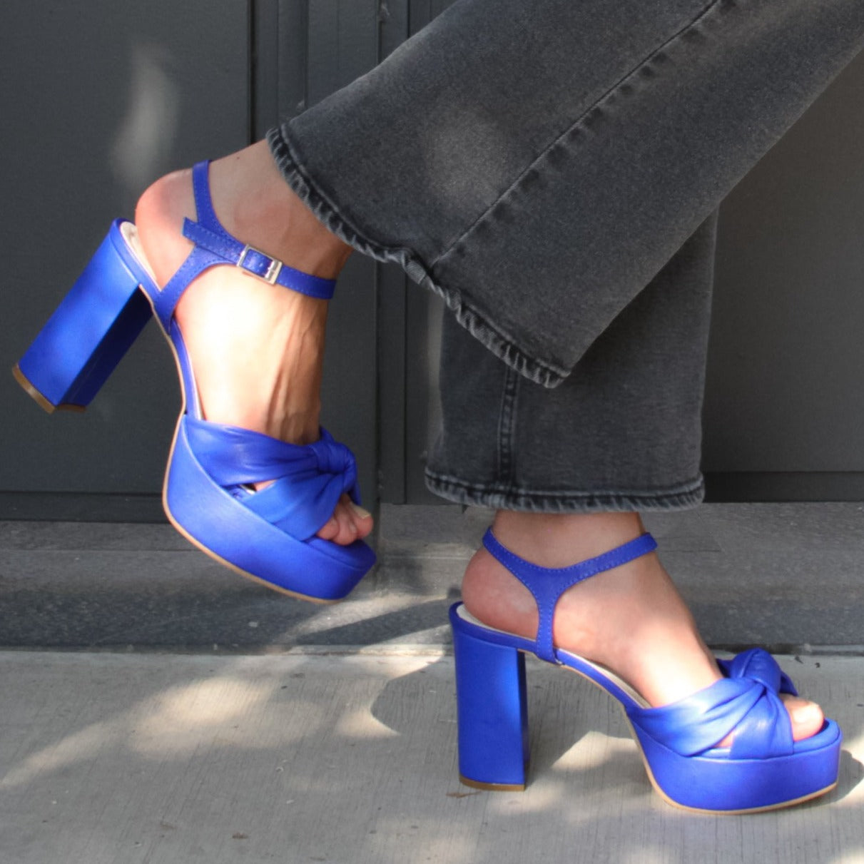 EVERLY AZUL ELÉCTRICO