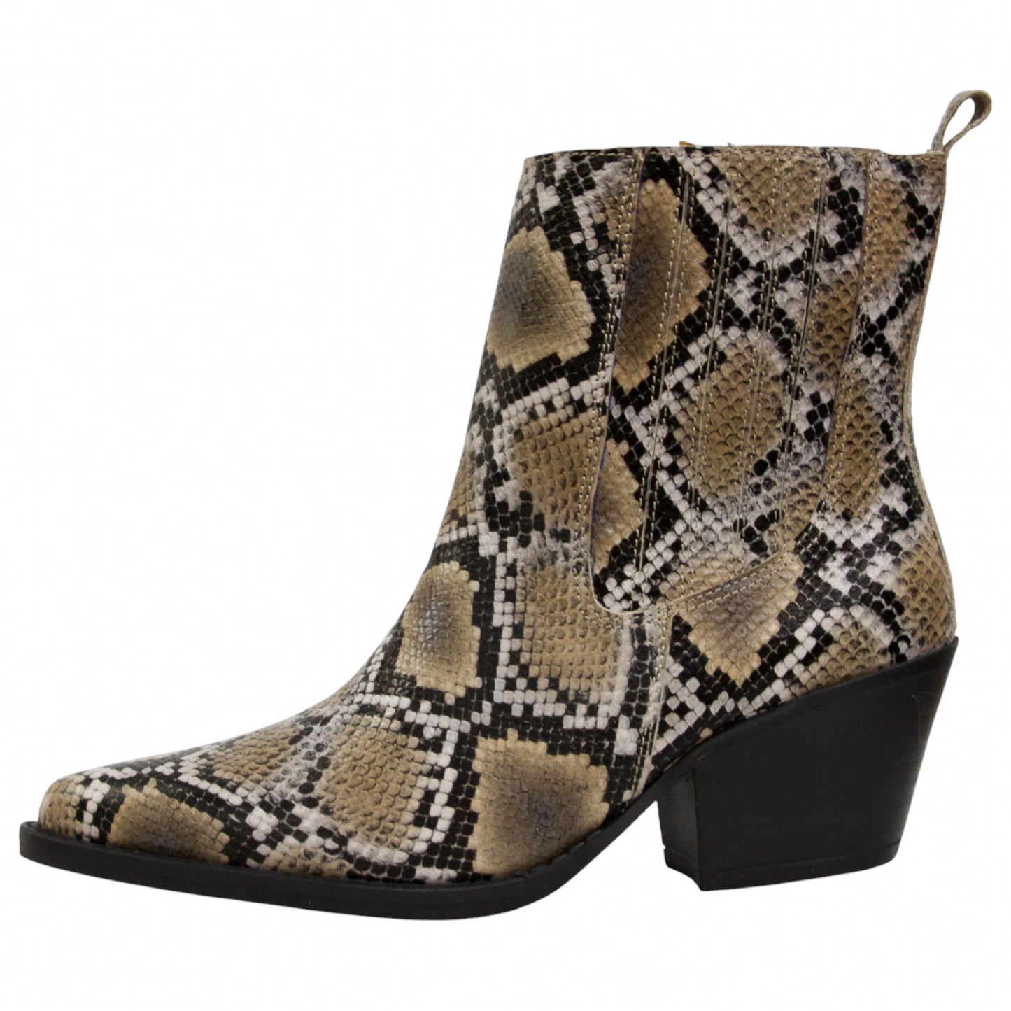 ALEXANDRA VÍPERA BOA